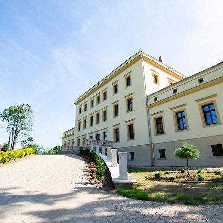 Palac Lubiechowa-Jelenia Gora- Riesengebirge Exterior photo